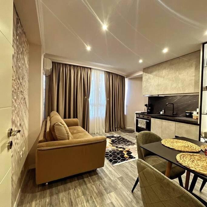 Comfort Apartment Tirane エクステリア 写真
